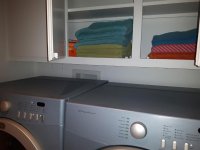 Longueuil-Grand Appartement 5 ½ à louer, entièrement meublé, Tout inclus.  Libre.  Possibilité de location à court terme ou à long terme.  Appartement 1200pc, 5 pièces, 3 chambres à coucher, salle de séjour, cuisine séparée, 1 salle de bain.  5 lits, peut accueillir jusqu'à 8 personnes. L'appartement dispose laveuse, sécheuse, un lave-vaisselle, réfrigérateur, micro-ondes, cuisinière, machine à café et tous les ustensiles nécessaires ainsi que les draps et les serviettes.  Tout compris, climatisé ! Câble avec Bell, internet.. Appartement chauffé, éclairé et déneigée. Stationnement privé, gratuit.  Près de toutes les commodités : CLSC, 2 hôpitaux , épiceries, écoles, garderie, université et collège aussi que  - Longueuil-Grand Appartement 5 ½ à louer, entièrement meublé, Tout inclus.  Libre.  Possibilité de location à court terme ou à long terme.  Appartement